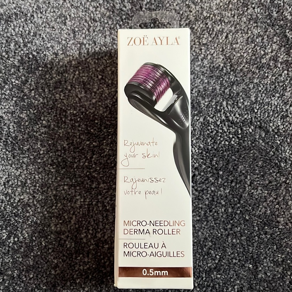 New in box Zoe Ayla 0.5mm micro-needling deems roller